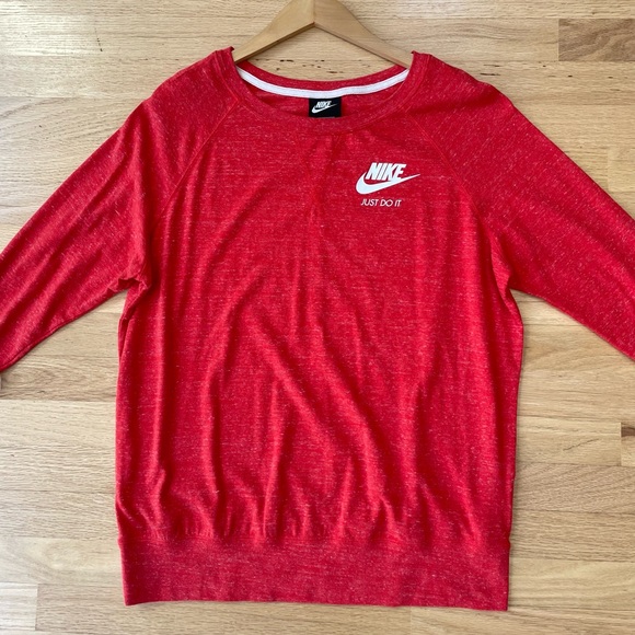 Nike Tops - Nike Vintage Crewneck Sweatshirt Size XL in Excellent Condition